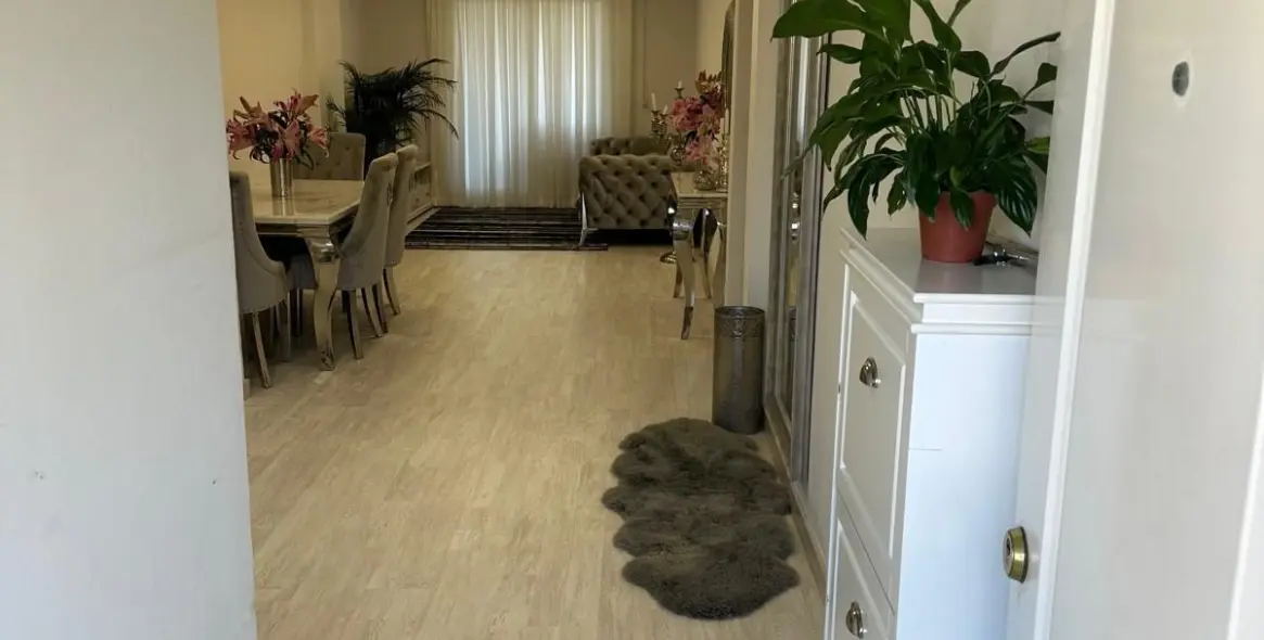 Sale of middle floor apartment in Torrequebrada 2