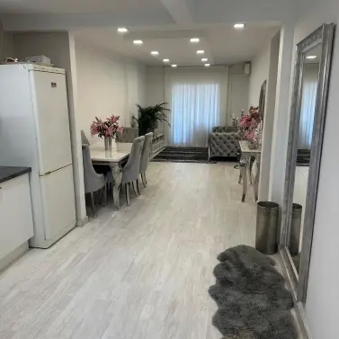 Sale of middle floor apartment in Torrequebrada