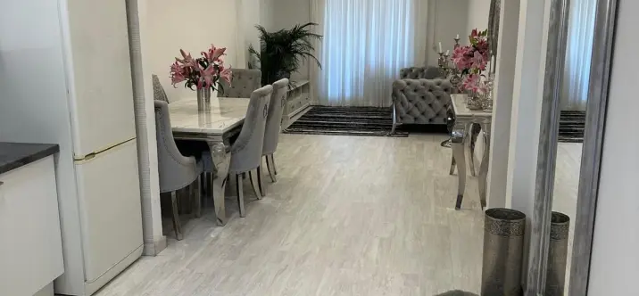 Sale of middle floor apartment in Torrequebrada 4