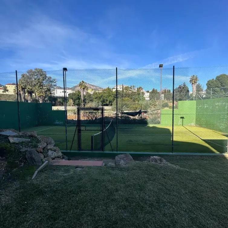 Venta de apartamento en planta media en Torrequebrada