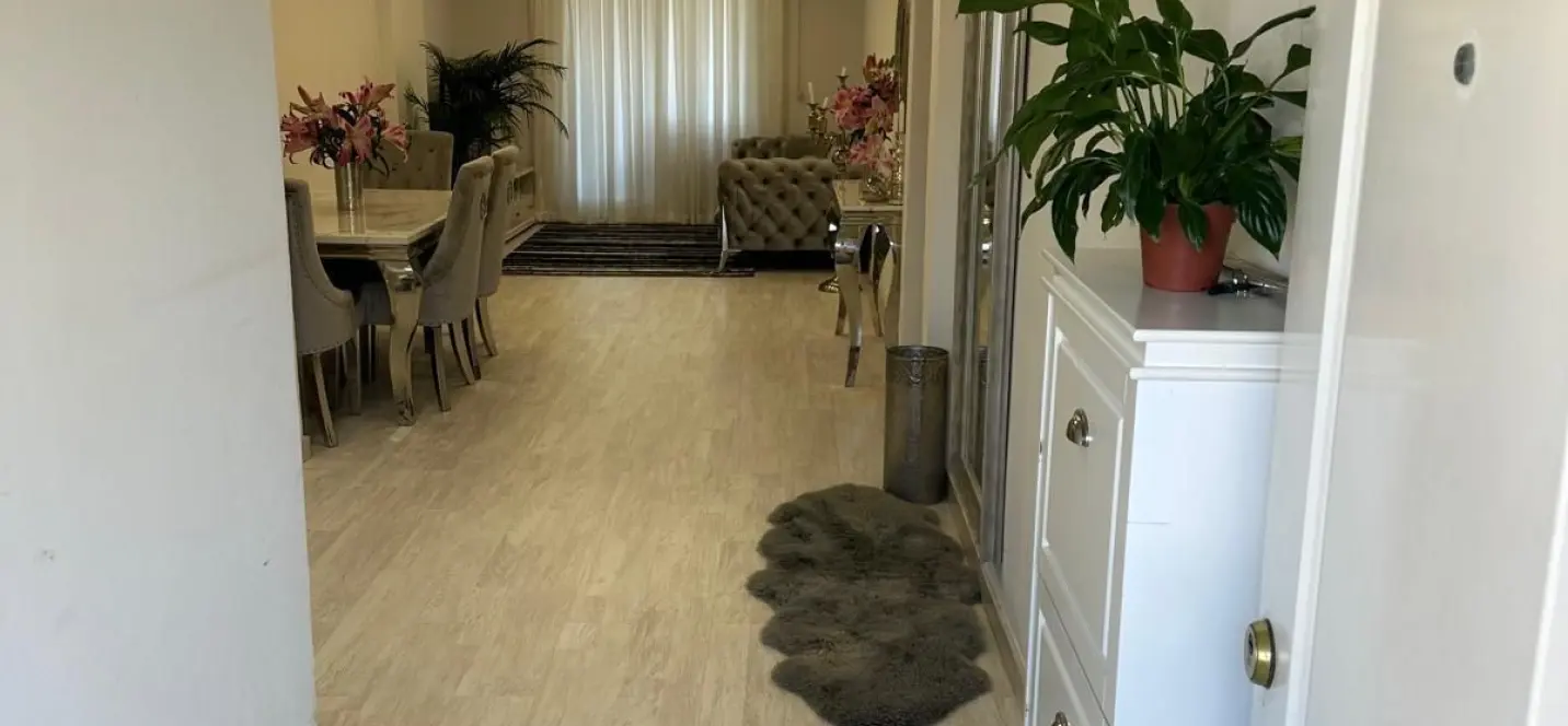 Venta de apartamento en planta media en Torrequebrada 1