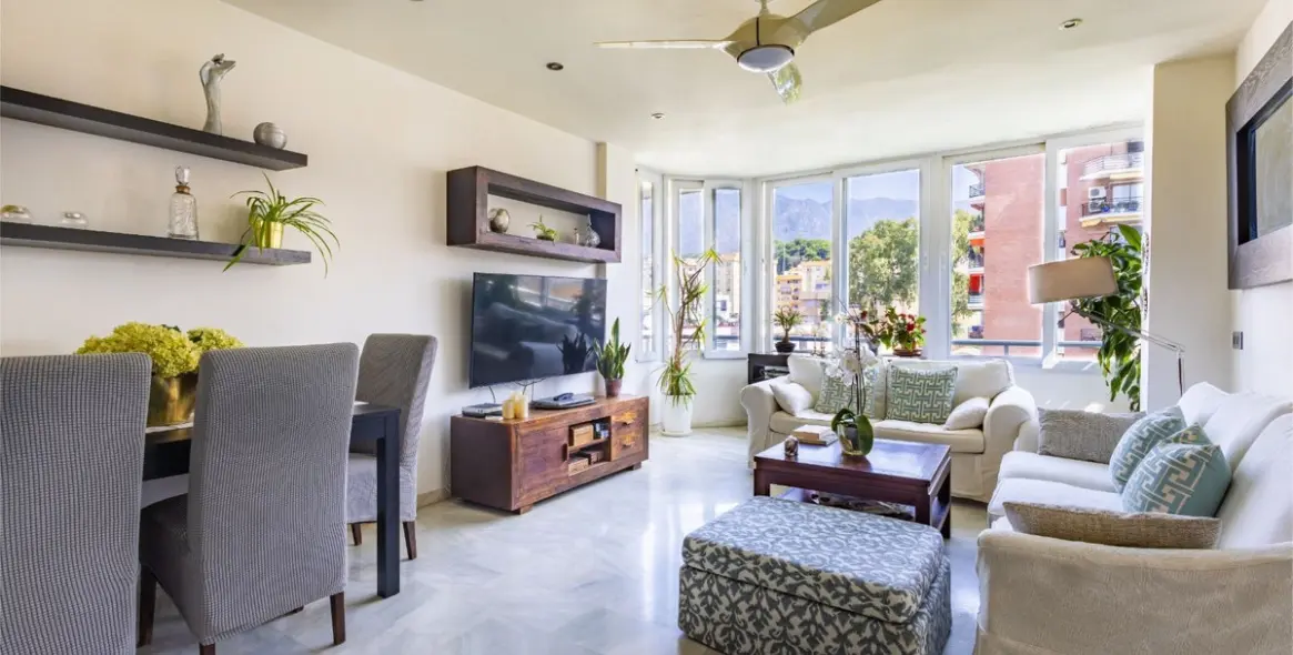 Sale of penthouse in Marbella 2