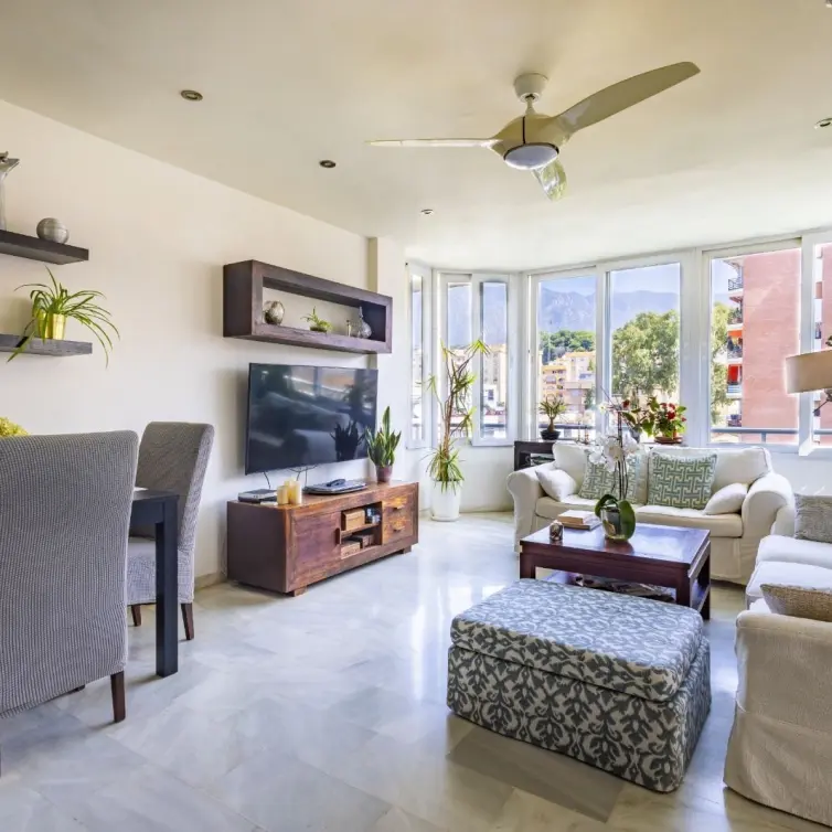 Sale of penthouse in Marbella