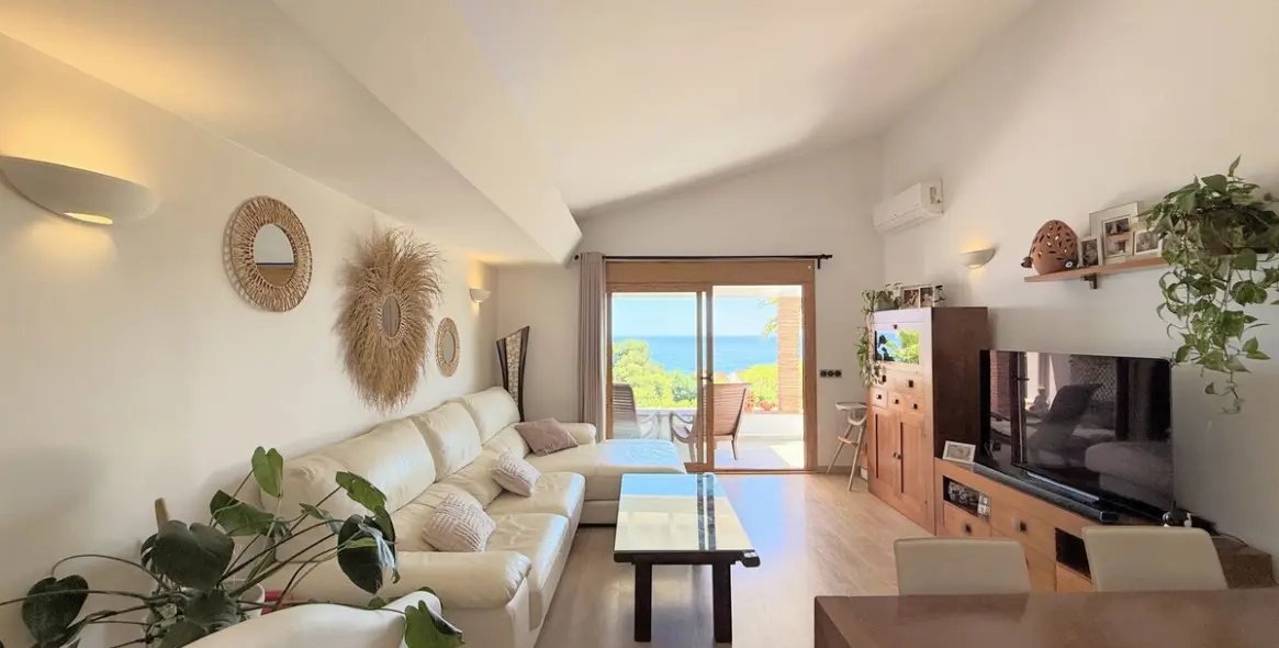 Sale of semi-detached house in Estepona 2