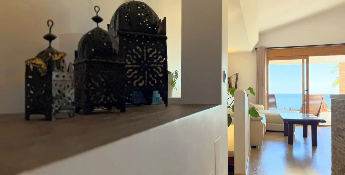 Sale of semi-detached house in Estepona 18