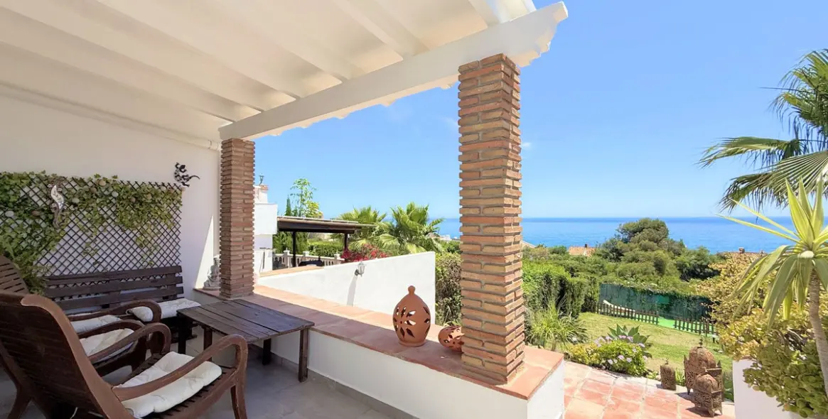 Venta de casa pareada en Estepona 32