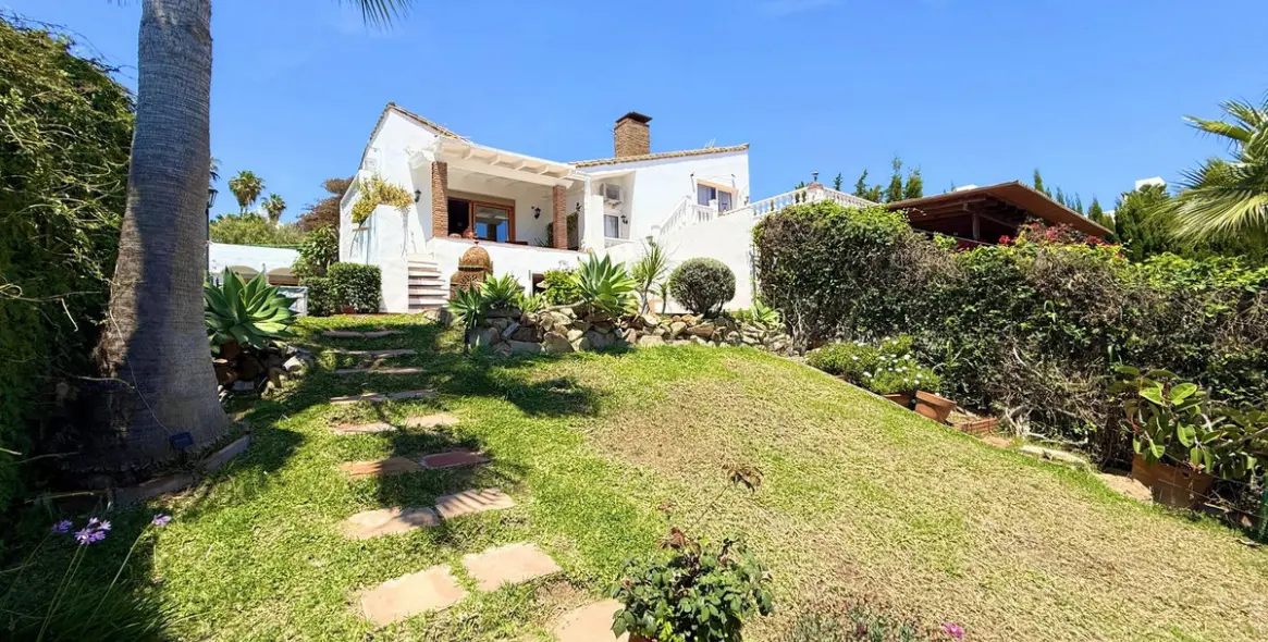 Venta de casa pareada en Estepona 35