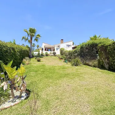 Venta de casa pareada en Estepona