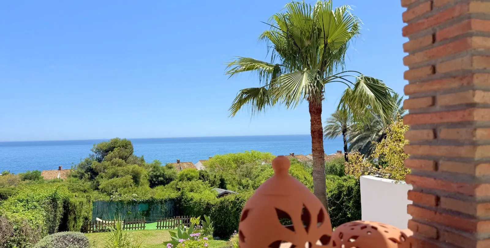 Продажа дома на две семьи в Estepona 9