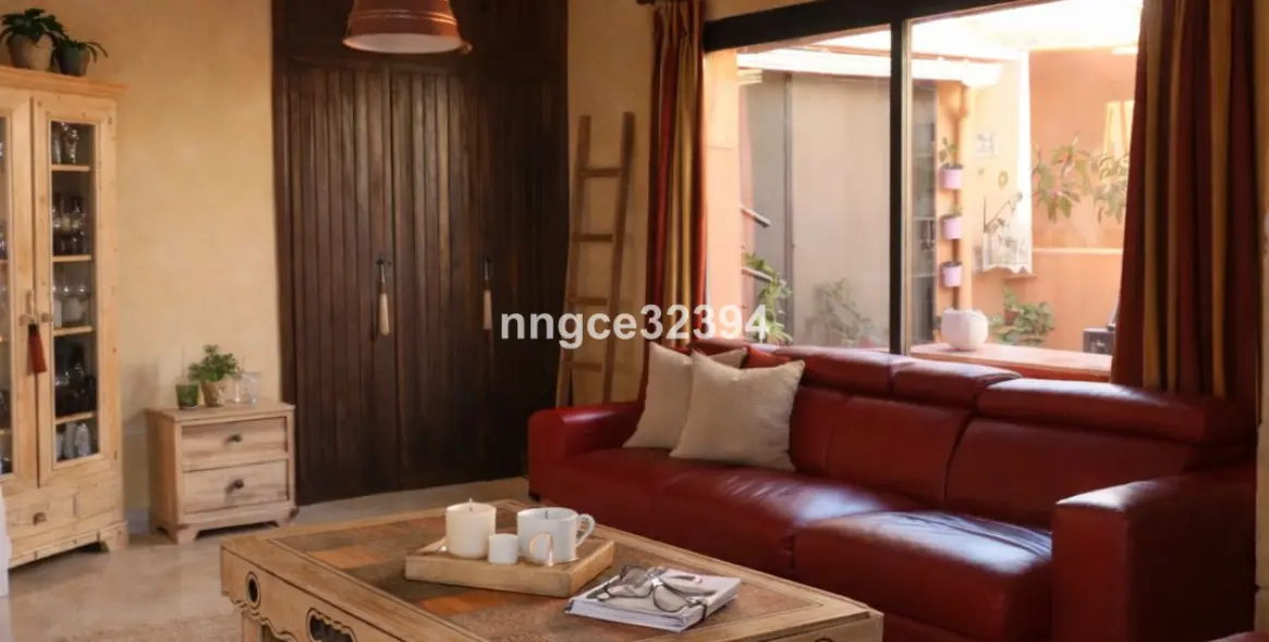 Venta de ático dúplex en San Pedro de Alcántara 13