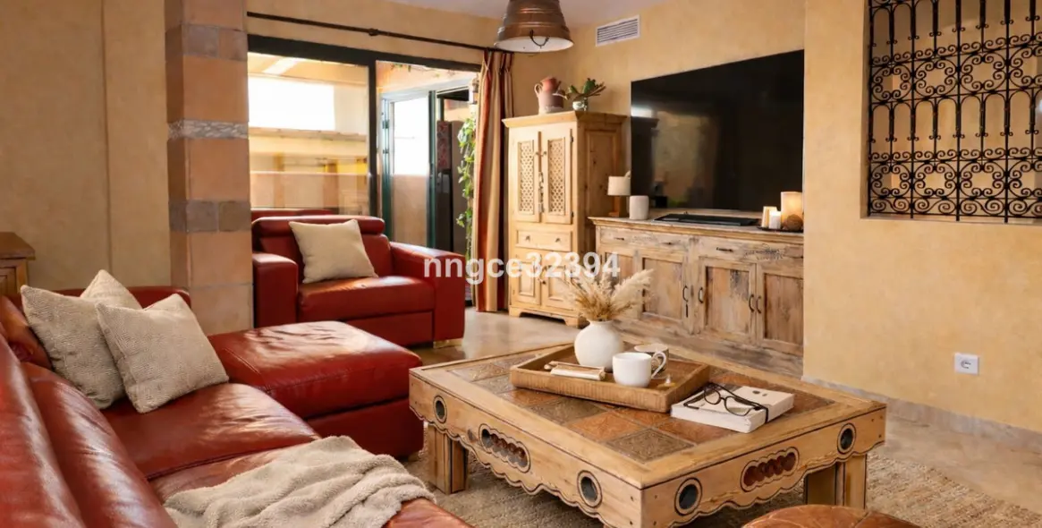 Продажа двухуровневого пентхауса в San Pedro de Alcántara 11