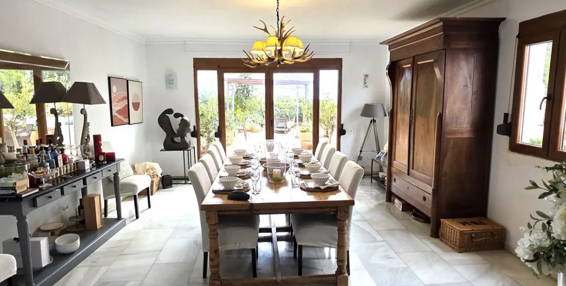 Venta de villa independiente en Atalaya 11