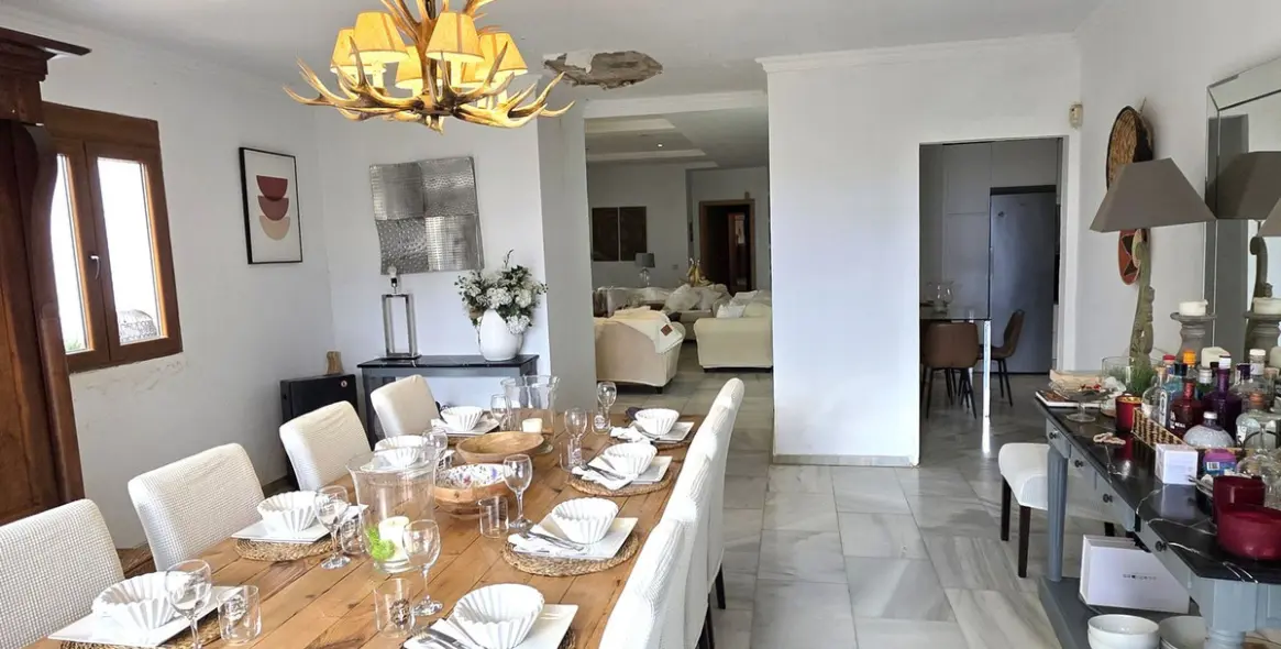 Venta de villa independiente en Atalaya 12