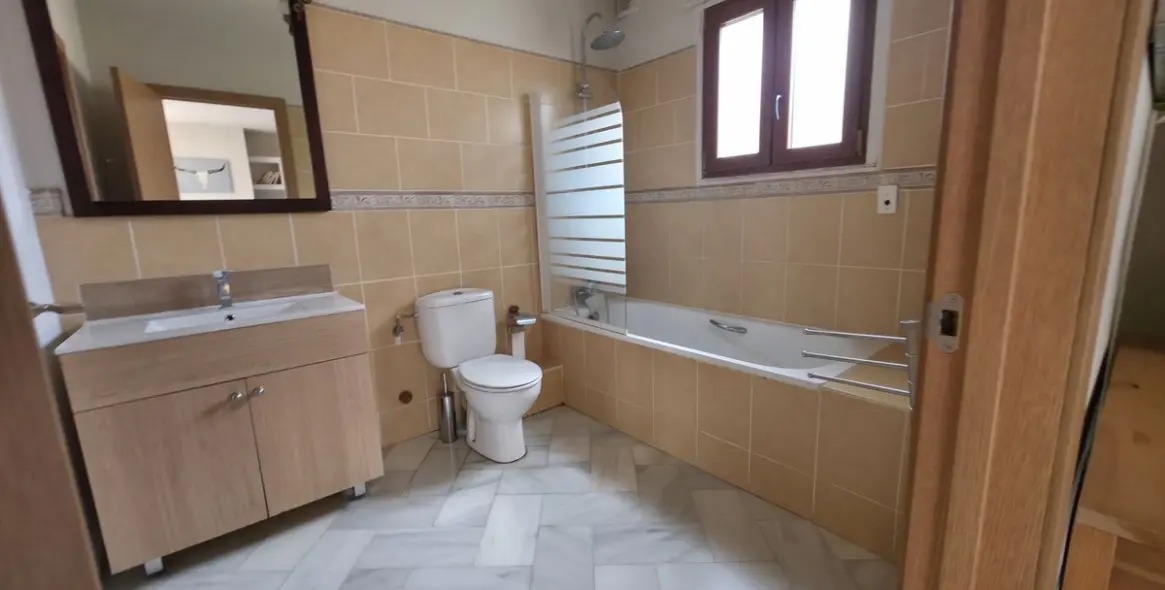 Venta de villa independiente en Atalaya 26