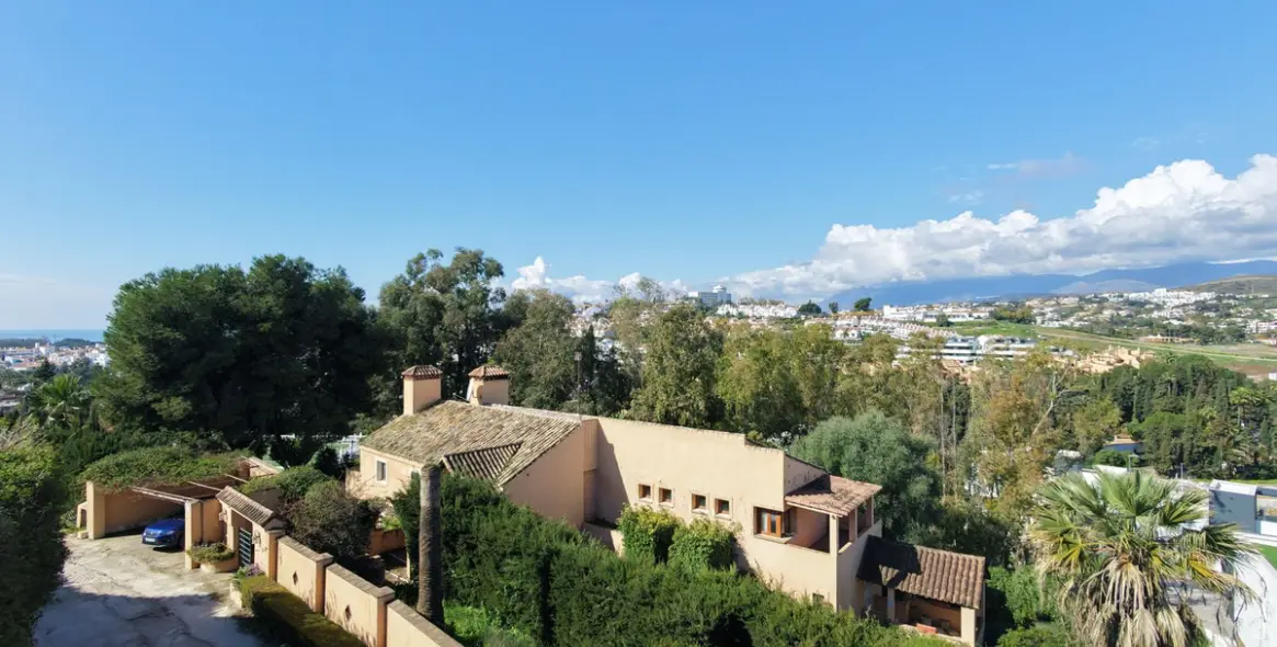 Venta de villa independiente en Atalaya 38