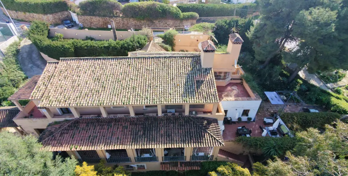 Venta de villa independiente en Atalaya 40