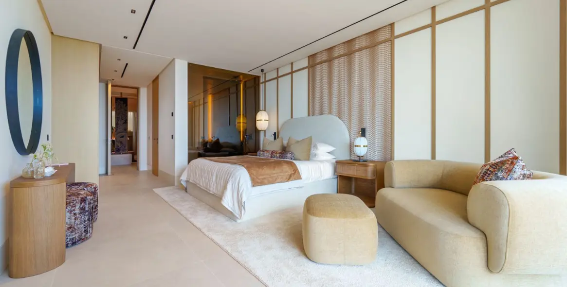 Sale of detached villa in La Quinta 14