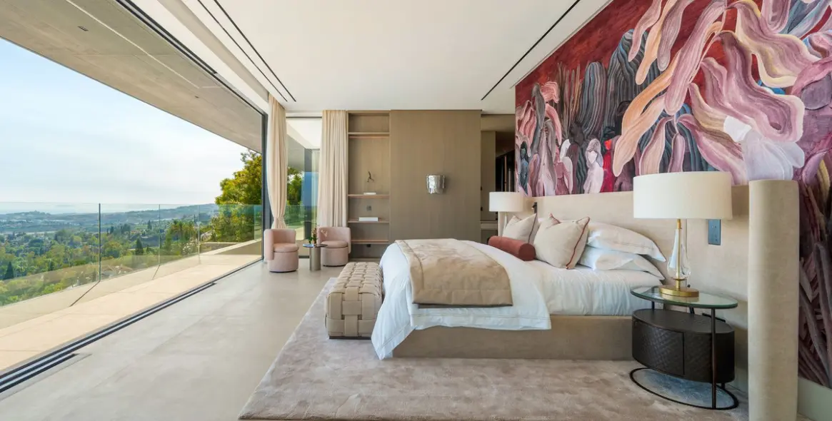 Sale of detached villa in La Quinta 18