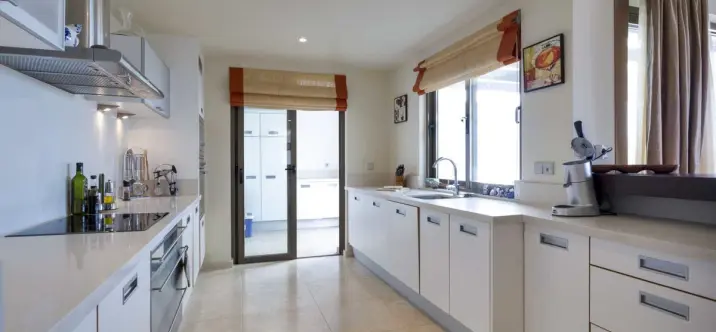 Sale of penthouse in Los Flamingos 2