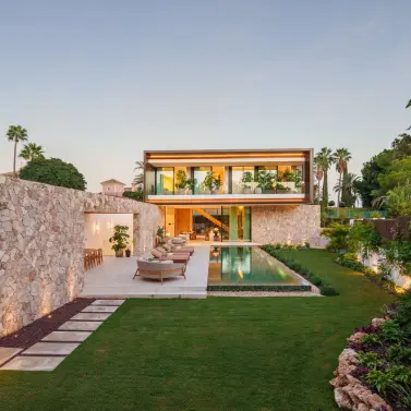 Venta de villa independiente en Marbella