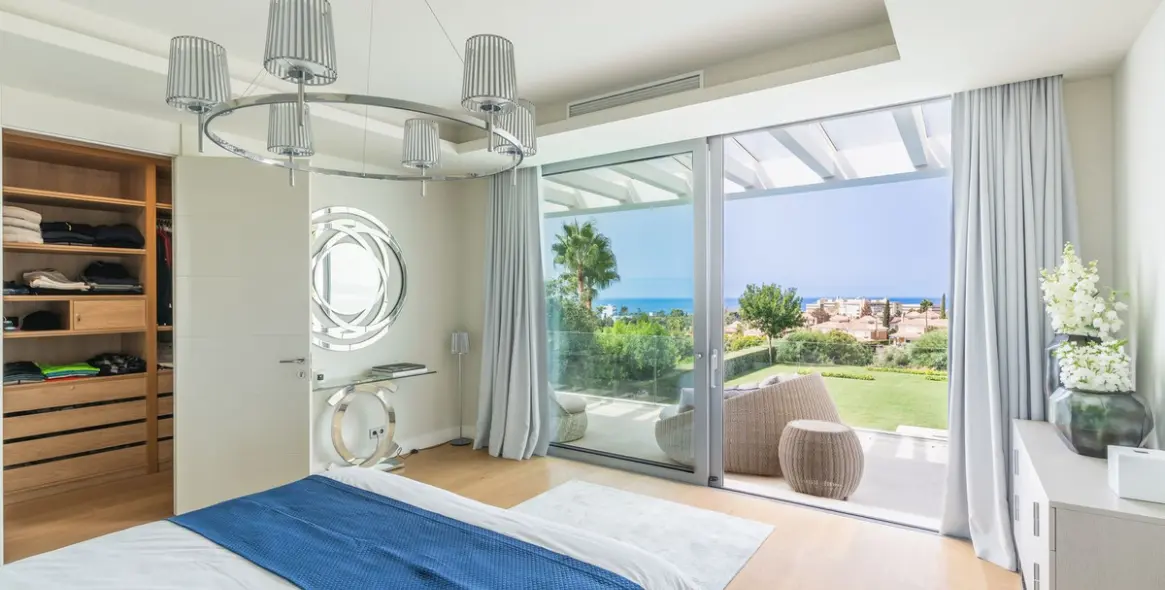 Venta de villa independiente en Santa Clara 18