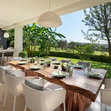 Venta de villa independiente en Nueva Andalucía