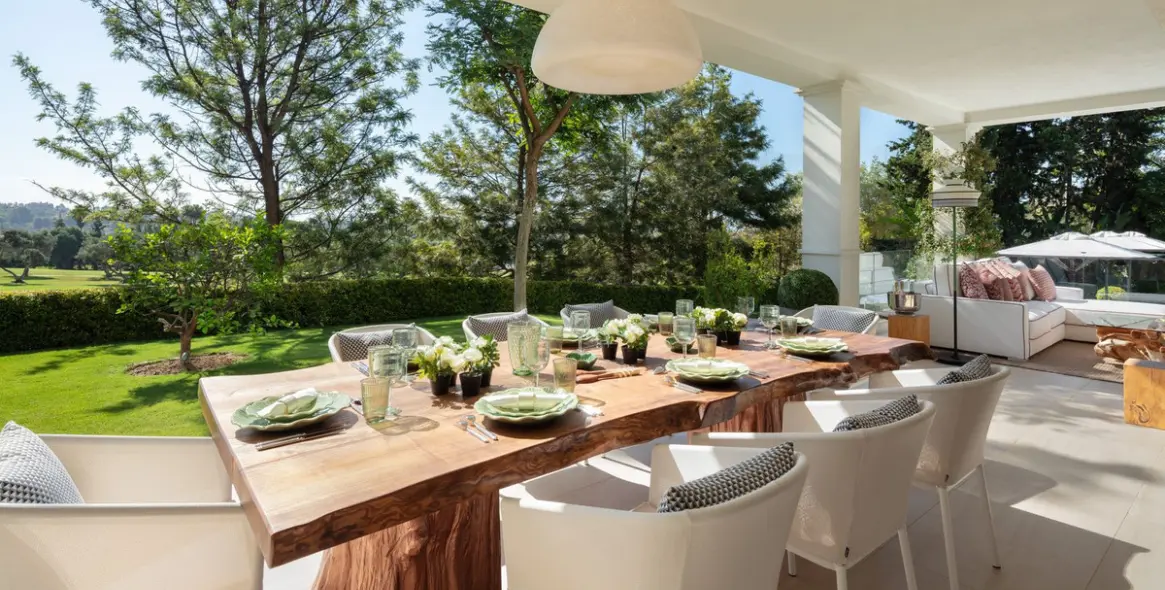 Sale of detached villa in Nueva Andalucía 4