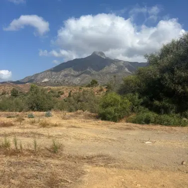 Venta de parcela residencial en Sierra Blanca