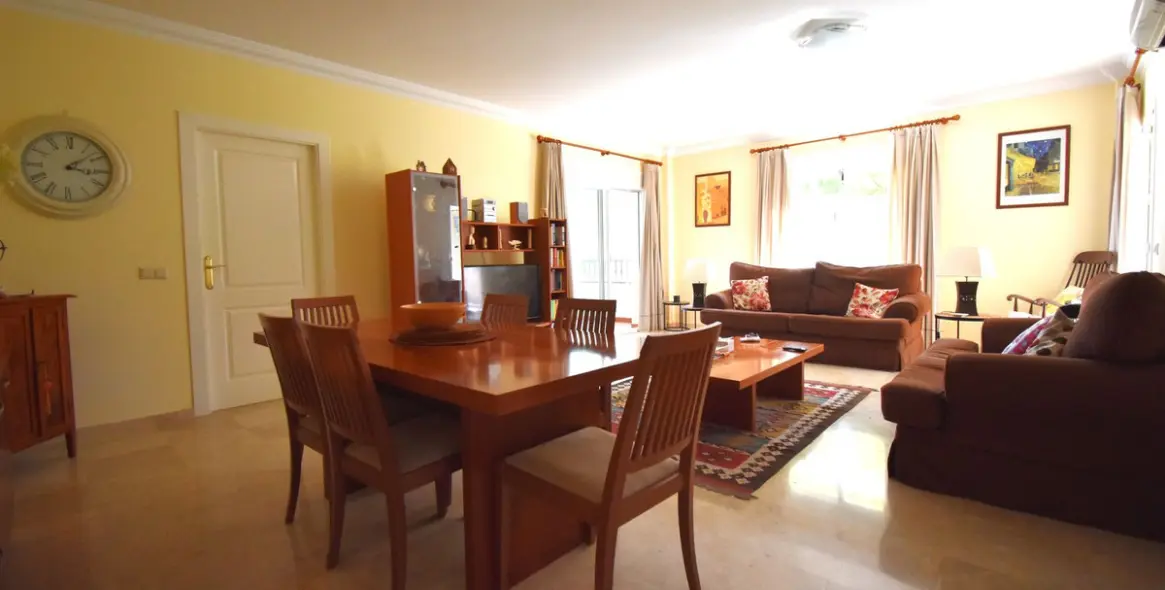 Sale of ground floor apartment in La Cala Hills 5