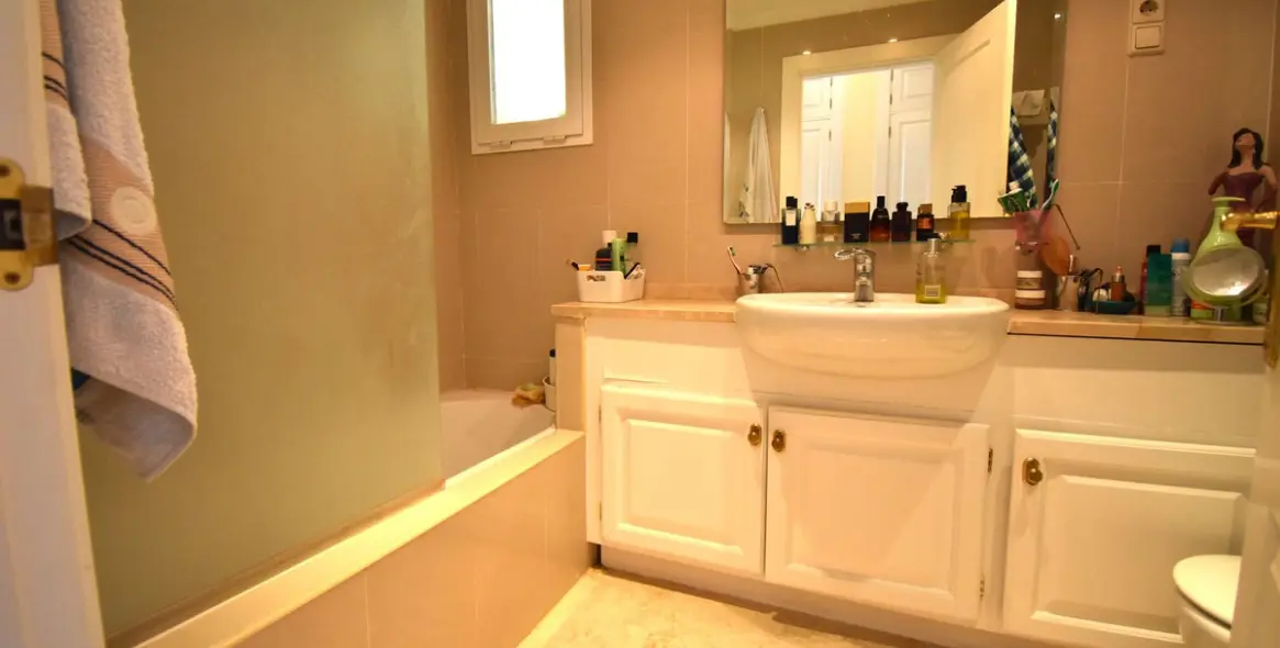 Sale of ground floor apartment in La Cala Hills 9