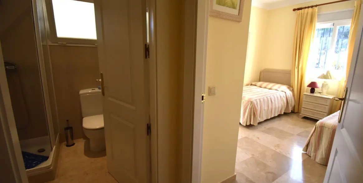 Sale of ground floor apartment in La Cala Hills 10