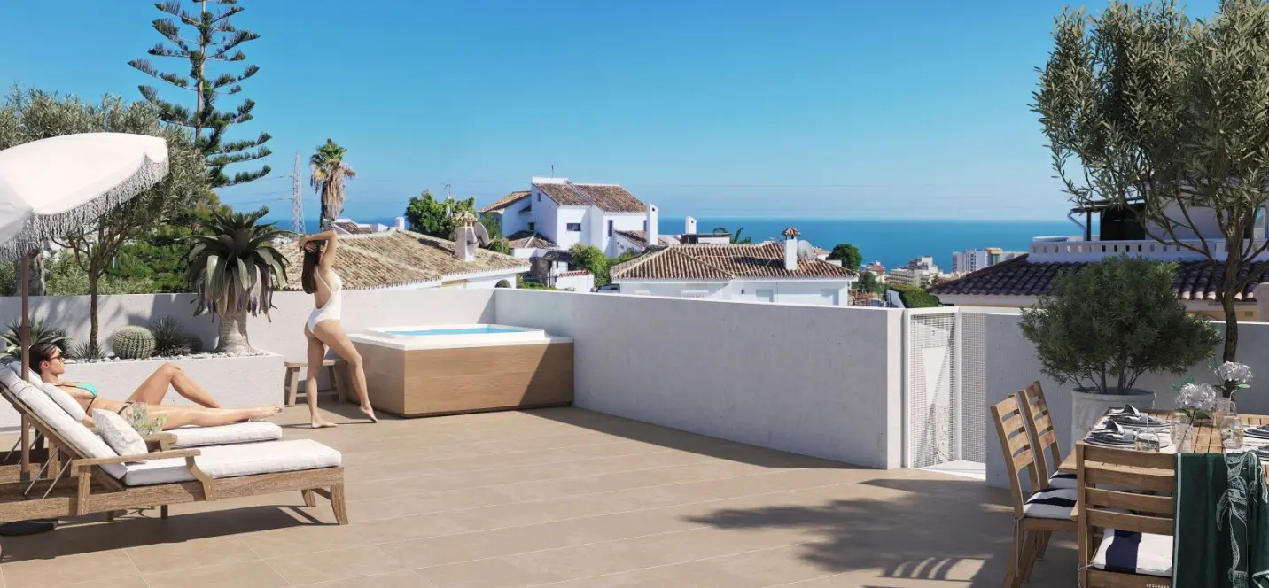 Sale of middle floor apartment in Fuengirola 1