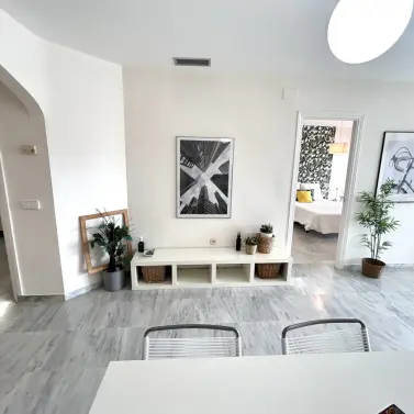 Sale of middle floor apartment in Marbella