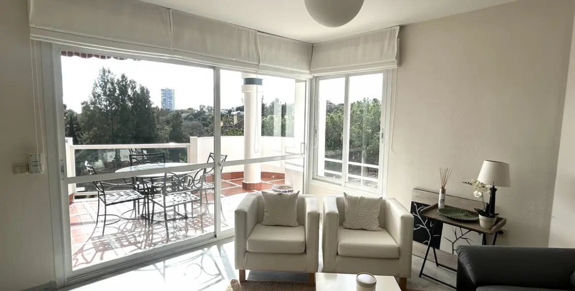 Sale of middle floor apartment in Marbella 6