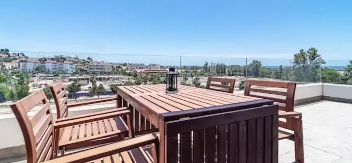 Venta de apartamento en planta media en Nueva Andalucía 3