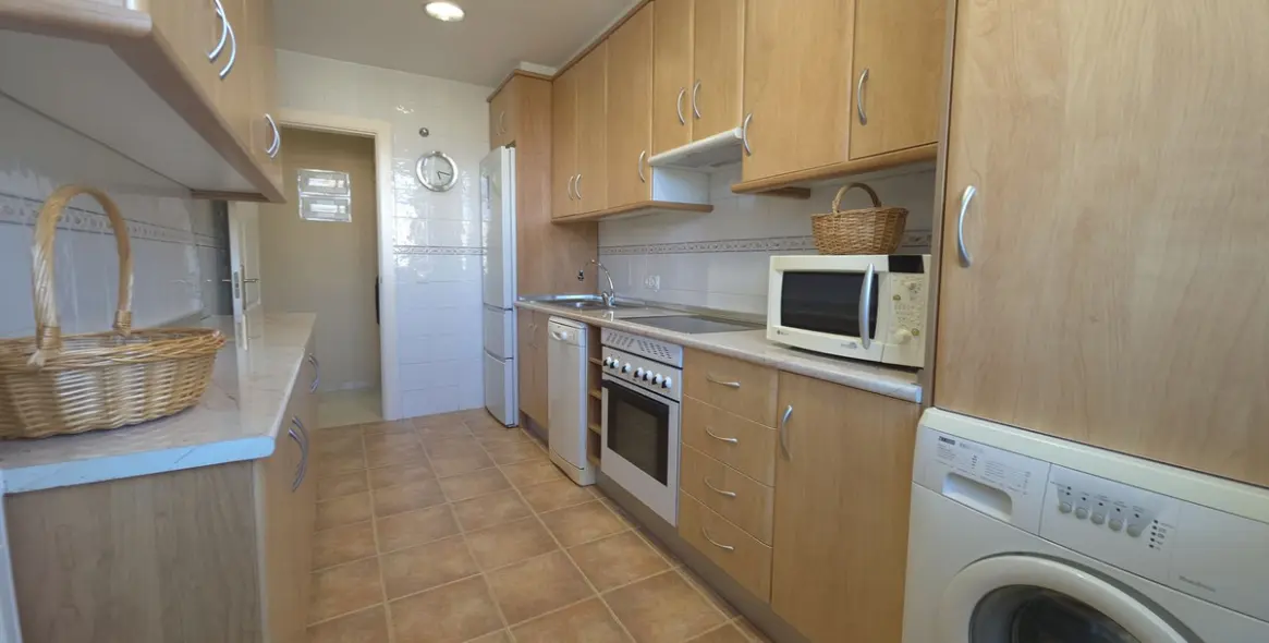 Sale of middle floor apartment in La Cala de Mijas 3