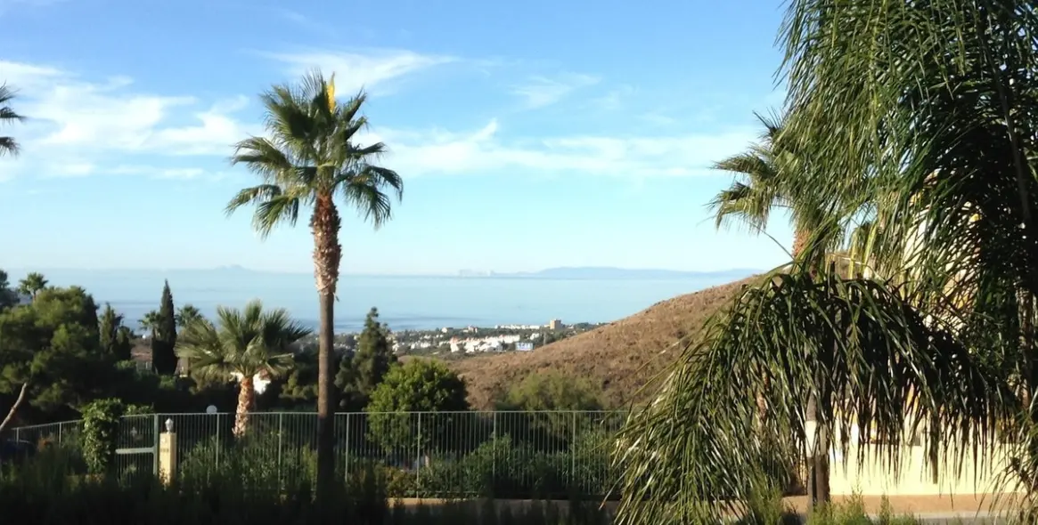 Продажа апартаментов на среднем этаже в Mijas 2