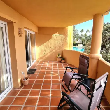 Продажа апартаментов на среднем этаже в Mijas