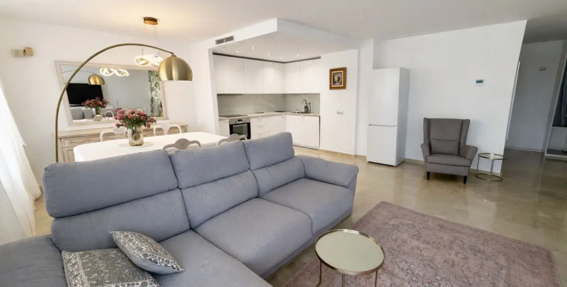 Venta de apartamento en planta baja en Benahavís 3