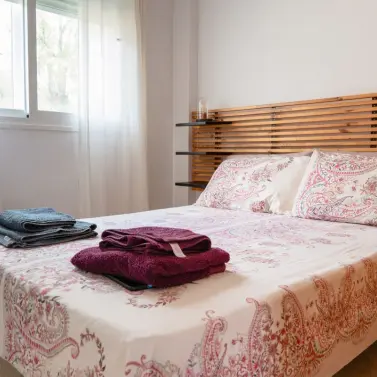 Sale of middle floor apartment in Fuengirola