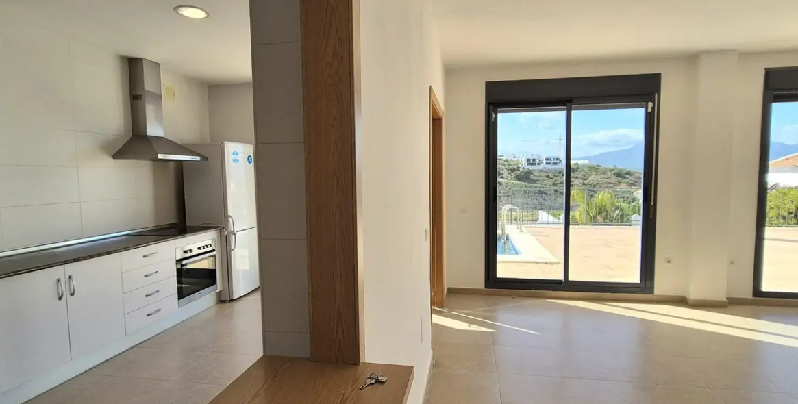 Продажа  отдельно стоящей виллы в Coín 9