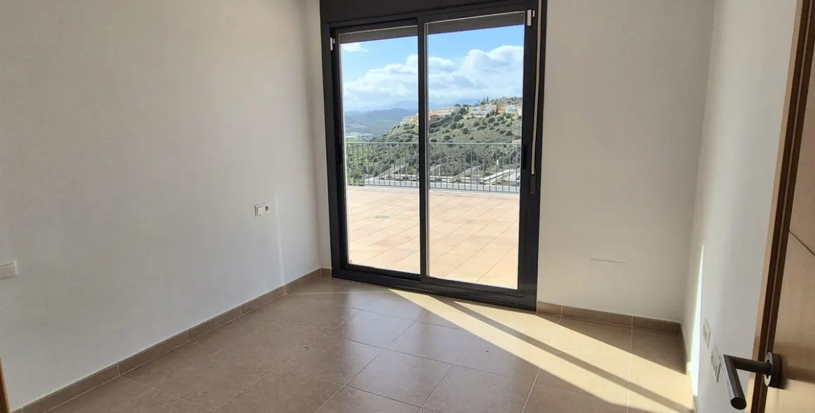 Продажа  отдельно стоящей виллы в Coín 30