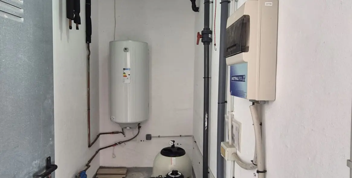 Продажа  отдельно стоящей виллы в Coín 33