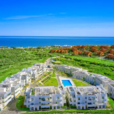 Продажа апартаментов на первом этаже в Estepona