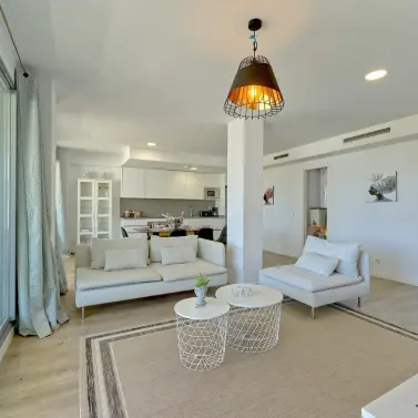 Продажа апартаментов на первом этаже в Estepona