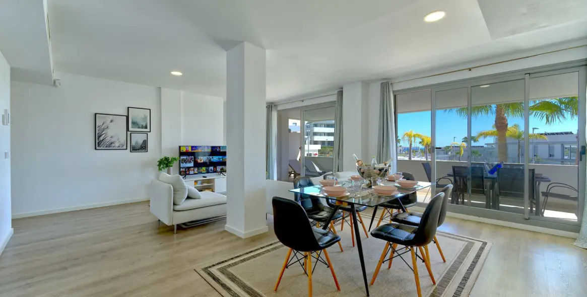Venta de apartamento en planta baja en Estepona 7