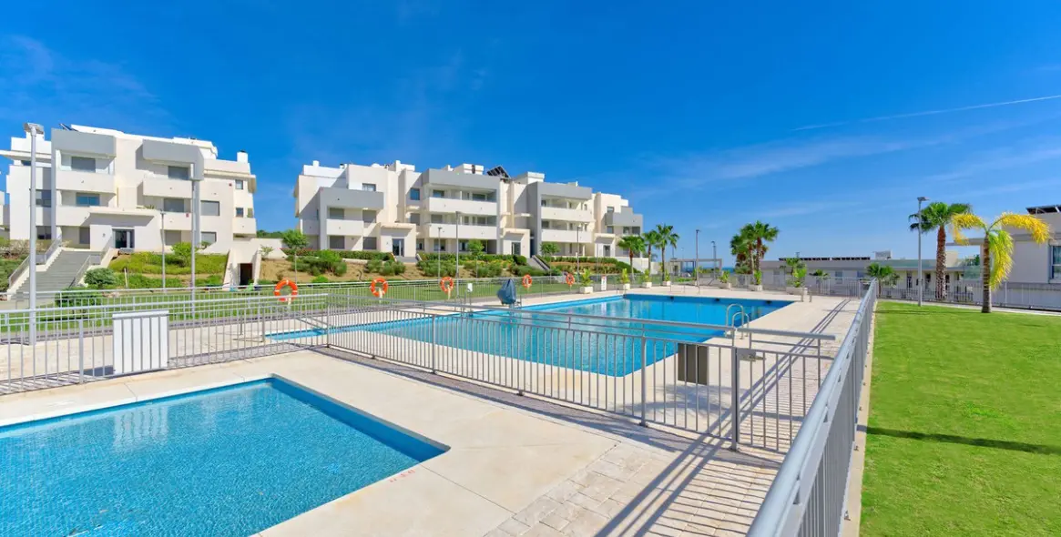Venta de apartamento en planta baja en Estepona 13