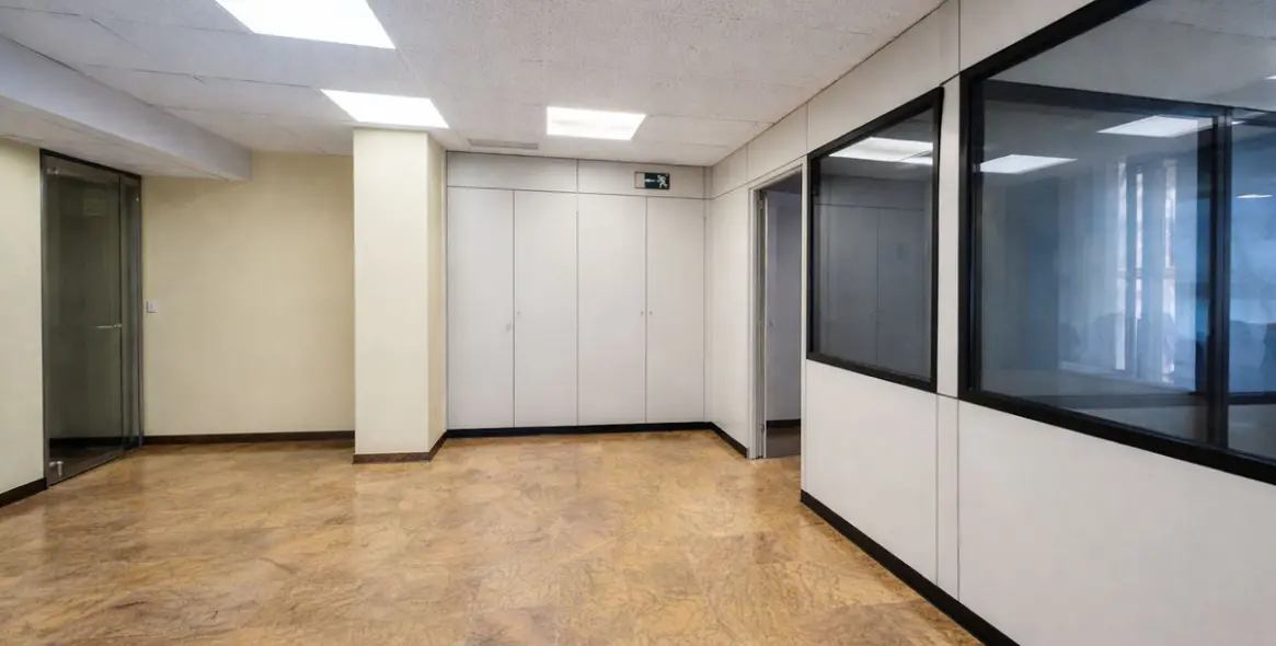 Sale of commercial premises in Marbella 3