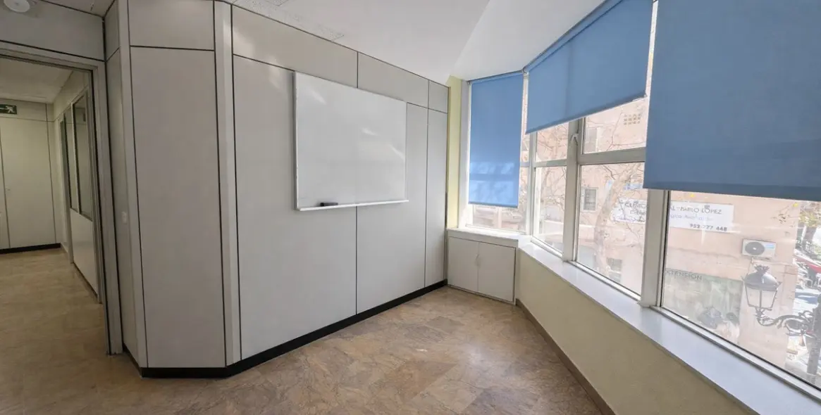 Sale of commercial premises in Marbella 10