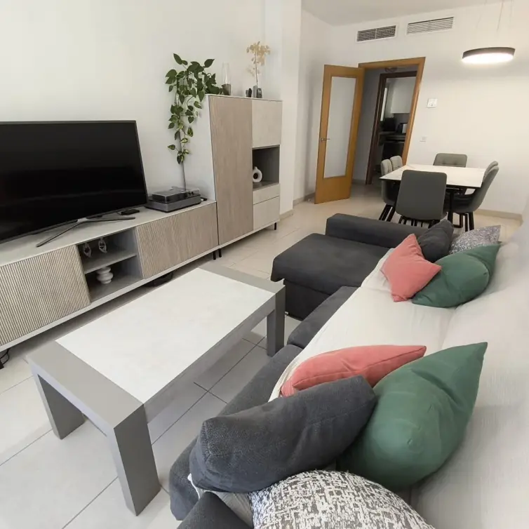 Sale of middle floor apartment in Torremolinos